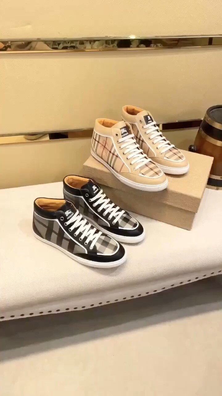 I5 巴宝莉 Burberry 2022休闲运动男鞋，全新米兰时装时尚的设计，完美做工，原版复刻 骑士花纹 原版材质牛皮 柔软舒适，猪皮内里制作柔软舒适，让行走更加便捷舒适，惊世之作，与官方的质量相比美的1：1复刻[色]打造时尚个性衬托你的与众不同男鞋