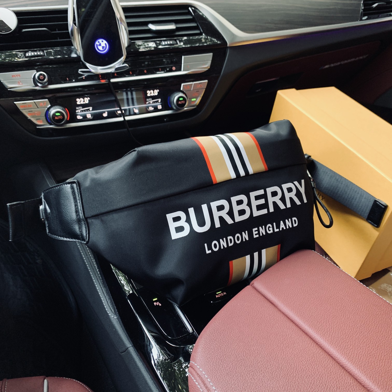 Burberry AAAAA+
 Tassen Heuptasje Zwart Nylon