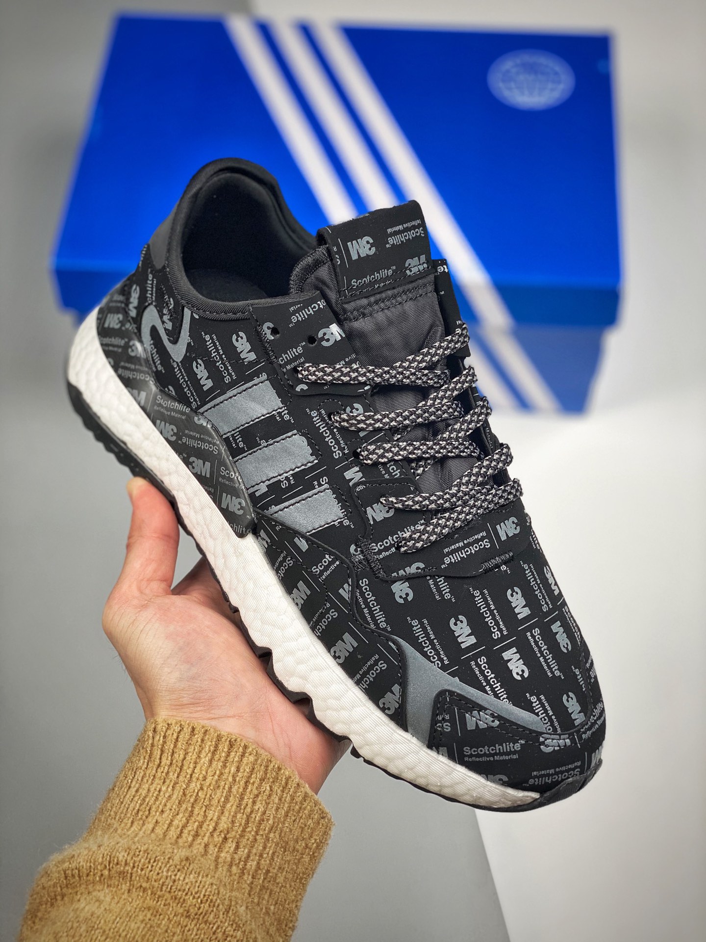 AD Nite Jogger Boost metal plateado blanco brillante trébol colaboración corredor nocturno número de artículo: FV3633 z…