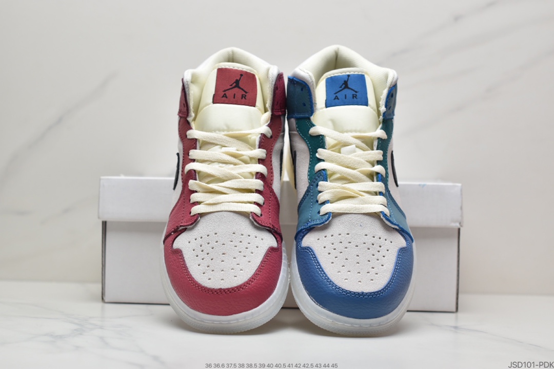200 Air Jordan 1 Mid 凭借亮眼的配色DM9601-200