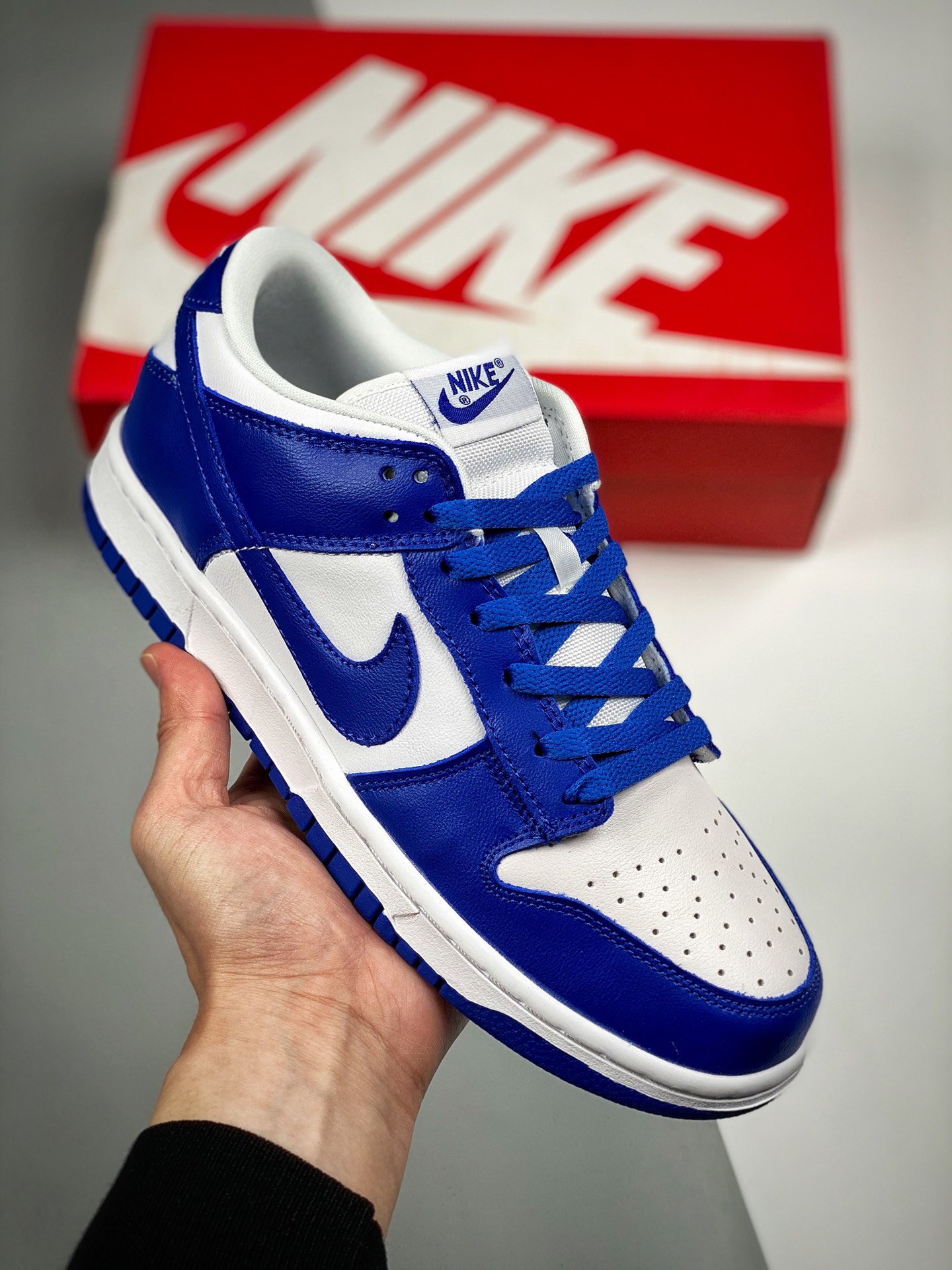 NK Dunk SB Low "Kentucky" azul y blanco. Producto original puro de fábrica, fotos reales en primer lanzamiento. Materia…