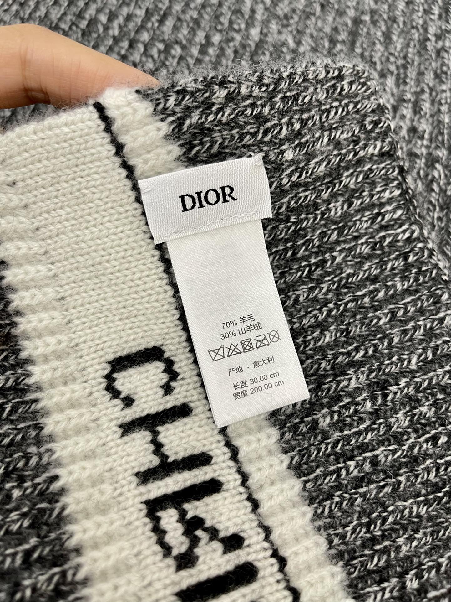 (套装)Dior迪奥黑灰•D-White 围巾05DWI314I007_C540