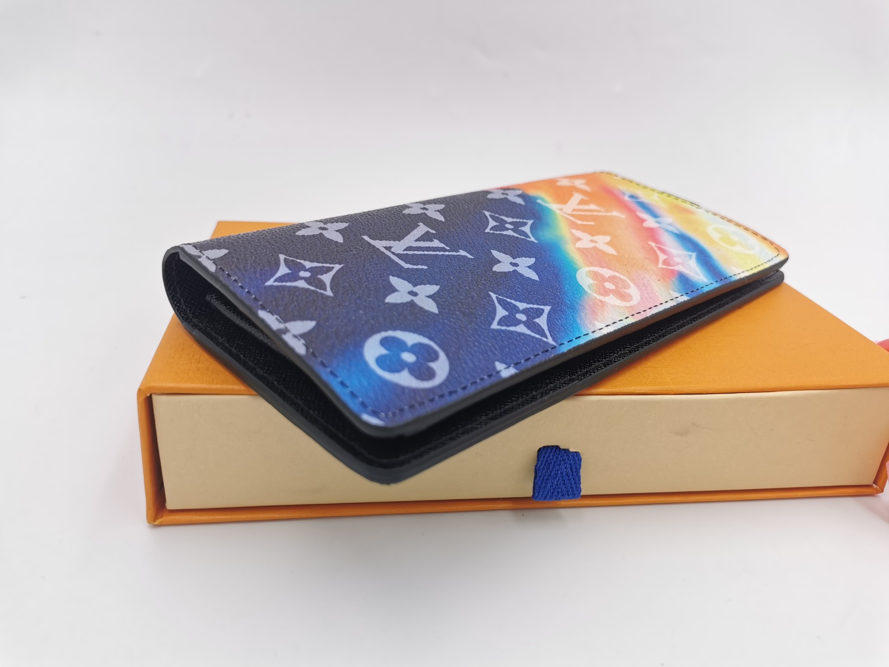 Bifold wallet open view with cash compartment