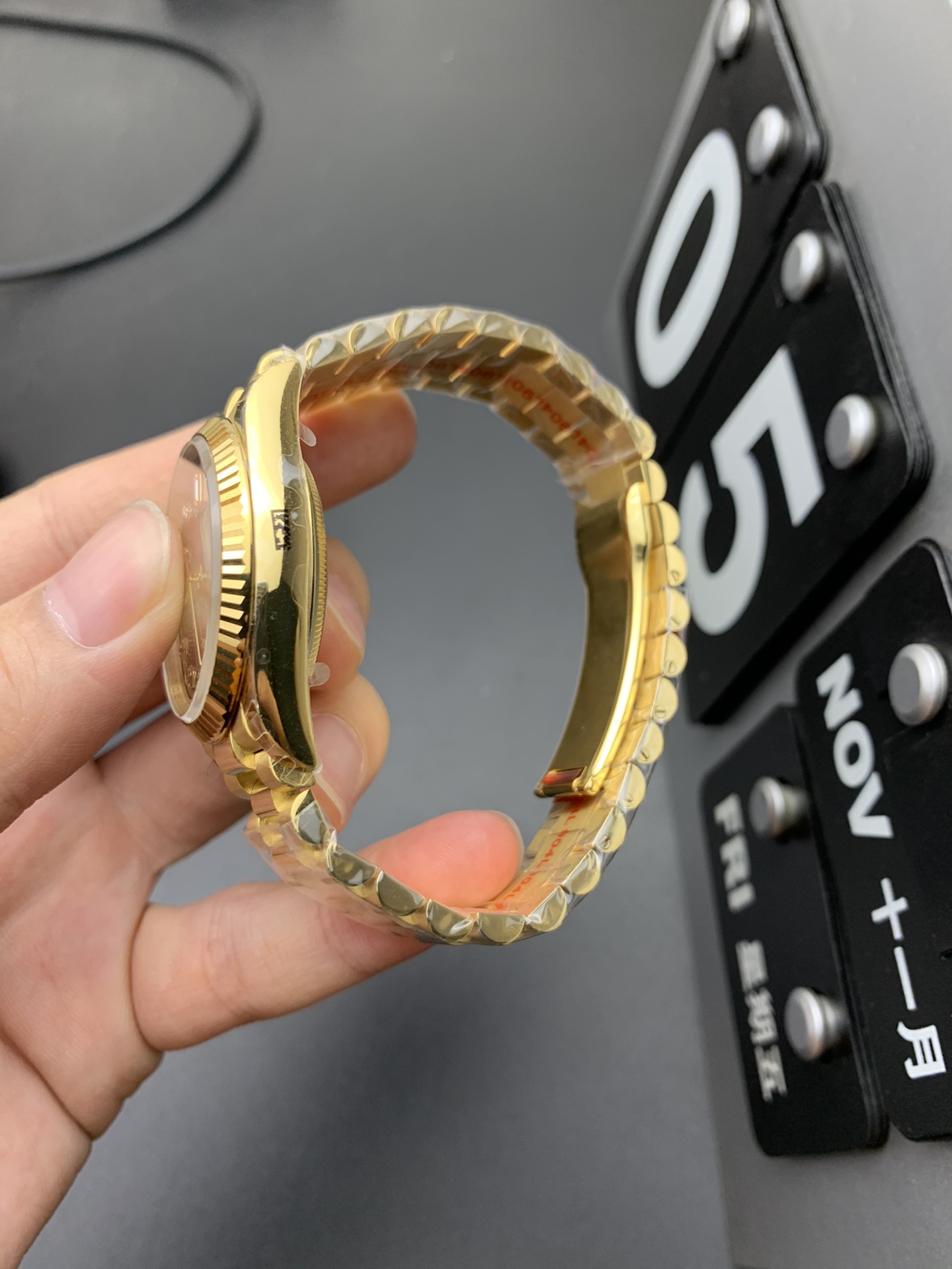 Rolex 金绿日志