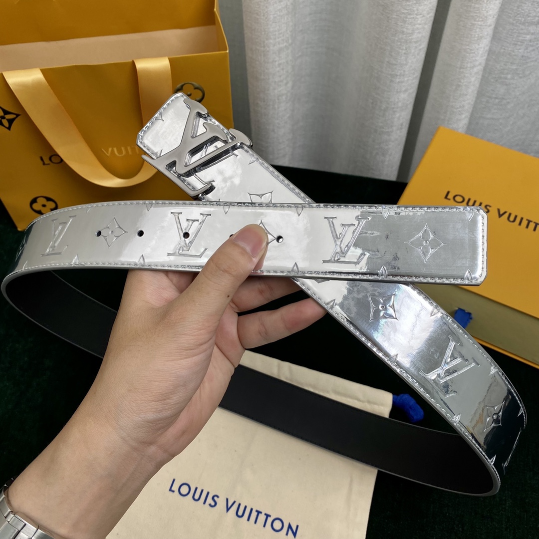 Louis Vuitton Belts Men Calfskin Cowhide