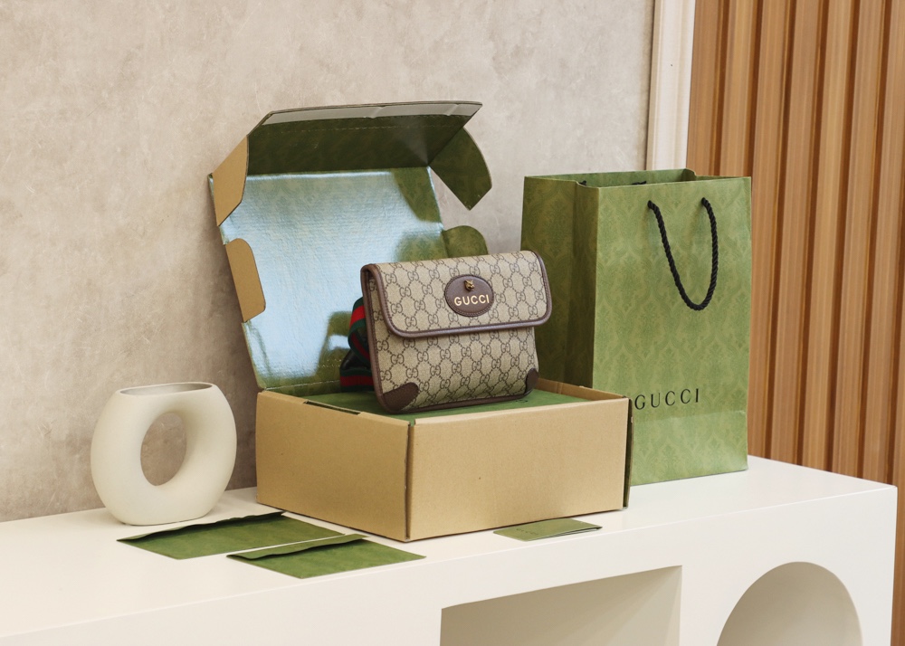 GUCCI 𝐆𝐆 𝐒𝐮𝐩𝐫𝐞𝐦𝐞 虎头腰包 493930