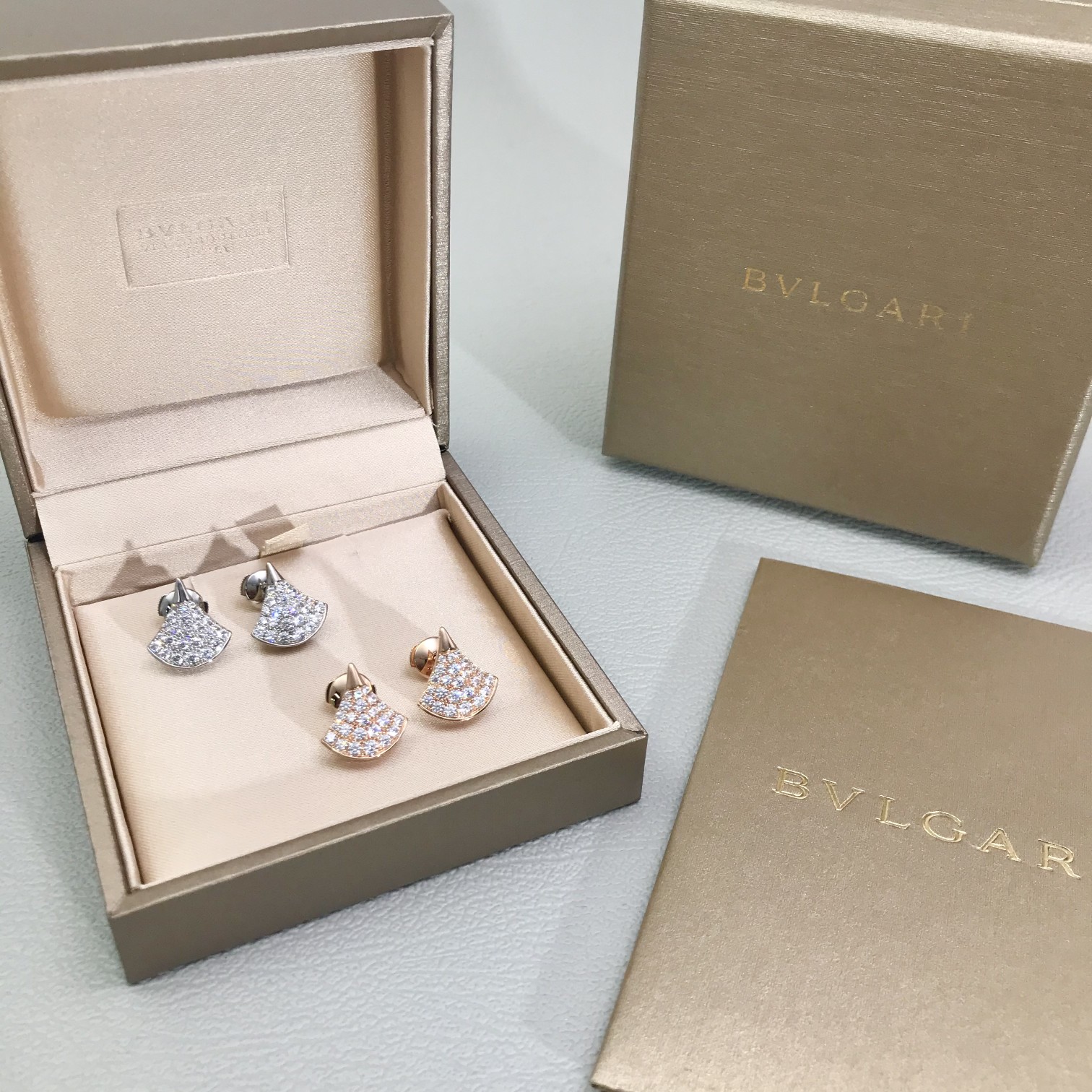 Bvlgari Diva Earrings Fan-shaped Rose Gold Pavé