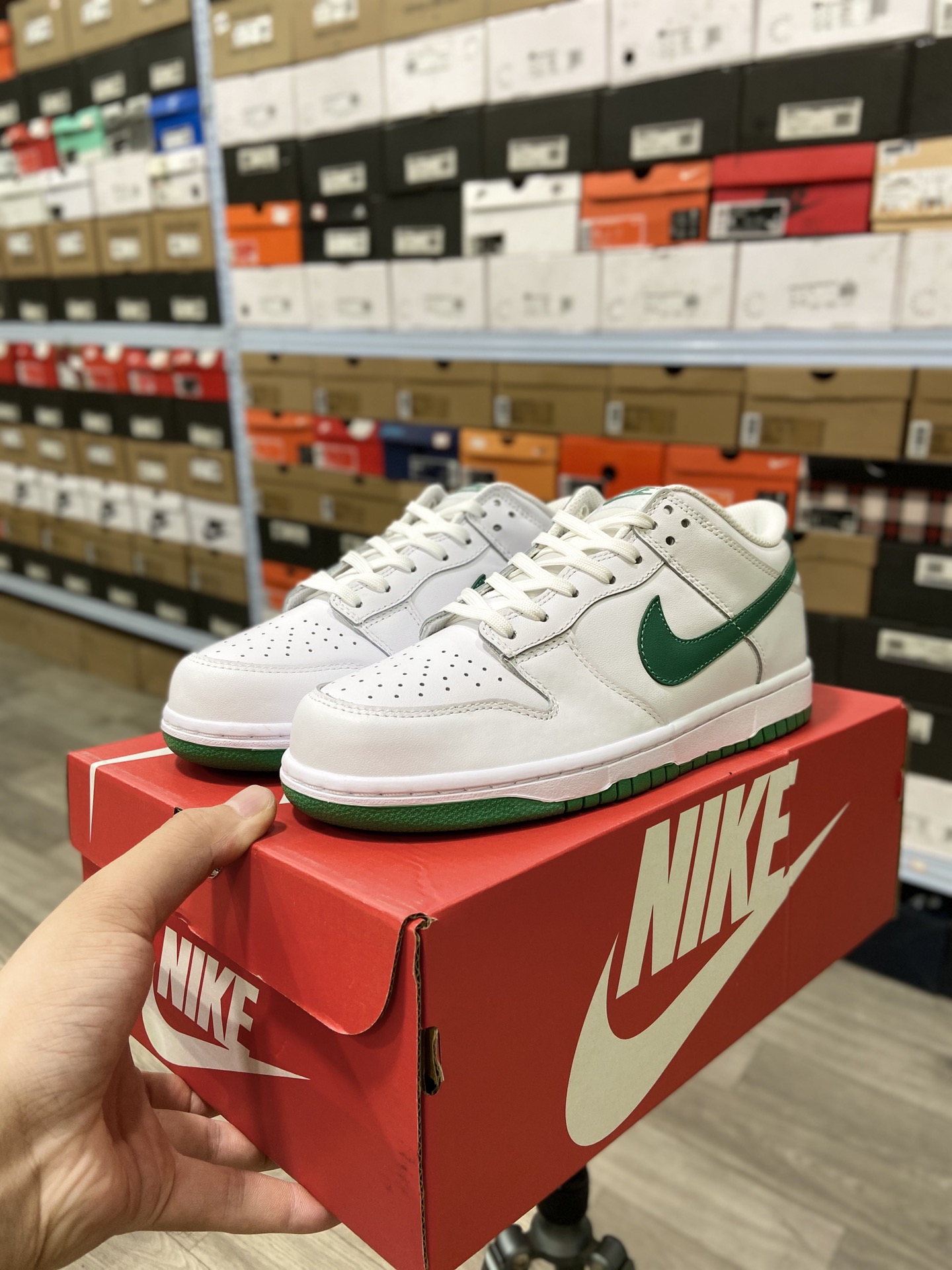 280 耐克Nike Dunk Low 白绿 凯尔特人最高 原鞋开发 正确皮料鞋款DD1503-112-莆田鞋,莆田鞋货源,高仿鞋,高仿鞋货源,安福档口,莆田高仿鞋,莆田鞋批发,高仿鞋批发,莆田高仿运动鞋,高仿运动鞋,莆田运动鞋 280 耐克Nike Dunk Low 白绿 凯尔特人最高 原鞋开发 正确皮料鞋款DD1503-112
