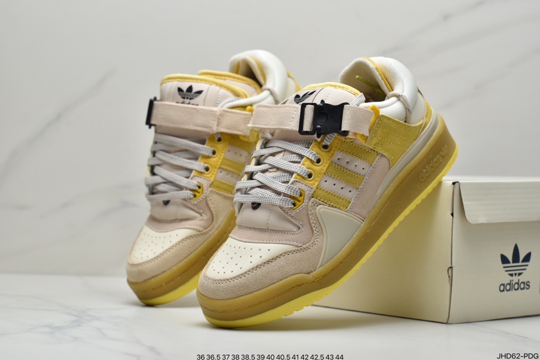 190 阿迪达斯 Adidas BAD BUNNY FORUM 低帮运动板鞋