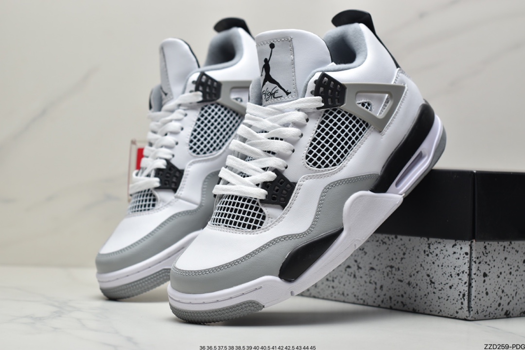 250 Air Jordan AJ4 SE “White Oreo” 白灰奥利奥CT8527-100