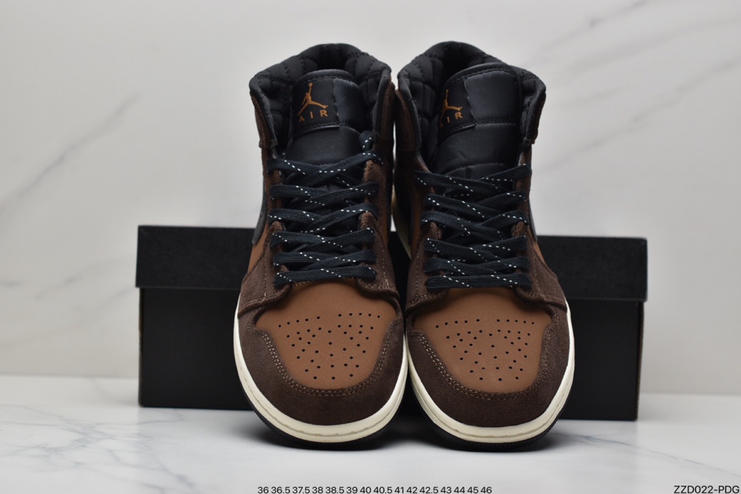 250 Air Jordan 1 Mid 西部牛仔鞋款的鞋DC7294-200