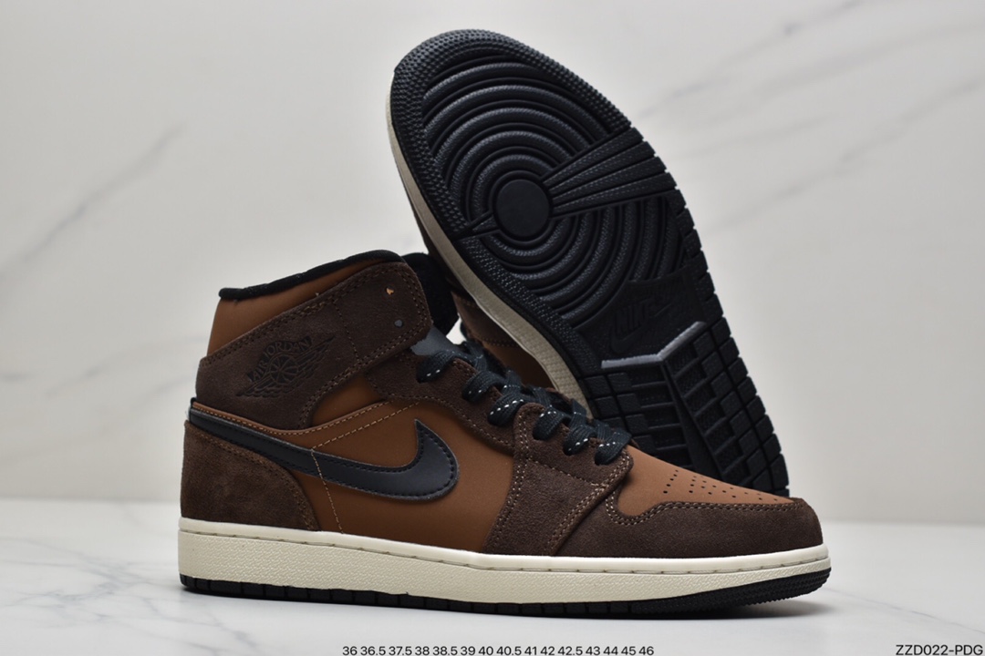 250 Air Jordan 1 Mid 西部牛仔鞋款的鞋DC7294-200