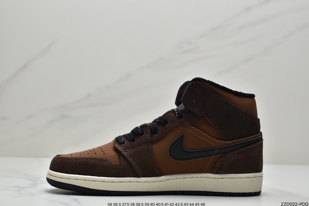 250 Air Jordan 1 Mid 西部牛仔鞋款的鞋DC7294-200