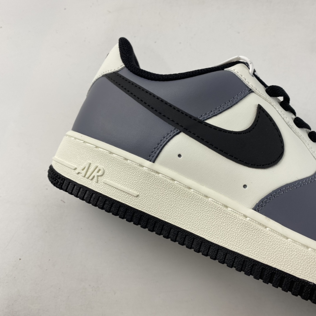P220  NIKE Air Force 1’07 Low“米白碳灰黑”低帮休闲板鞋 DD3063-608