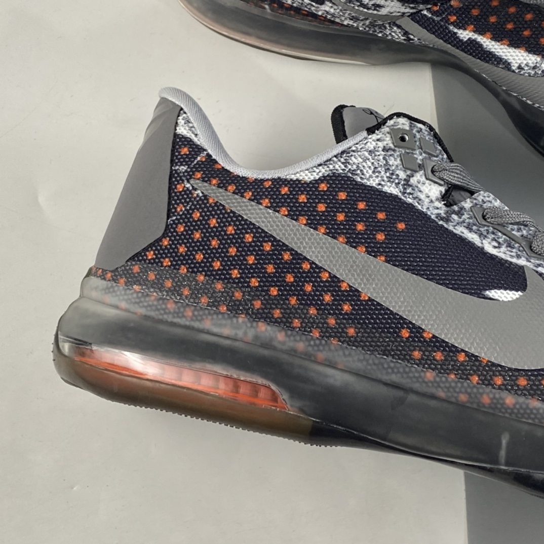 P260  NIKE Kobe 10 SiⅠk Road 科比10代男子篮球鞋运动鞋705317-001