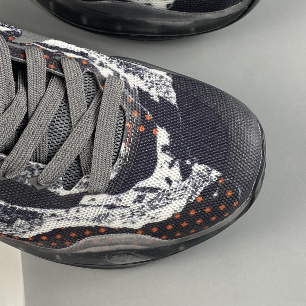 P260  NIKE Kobe 10 SiⅠk Road 科比10代男子篮球鞋运动鞋705317-001