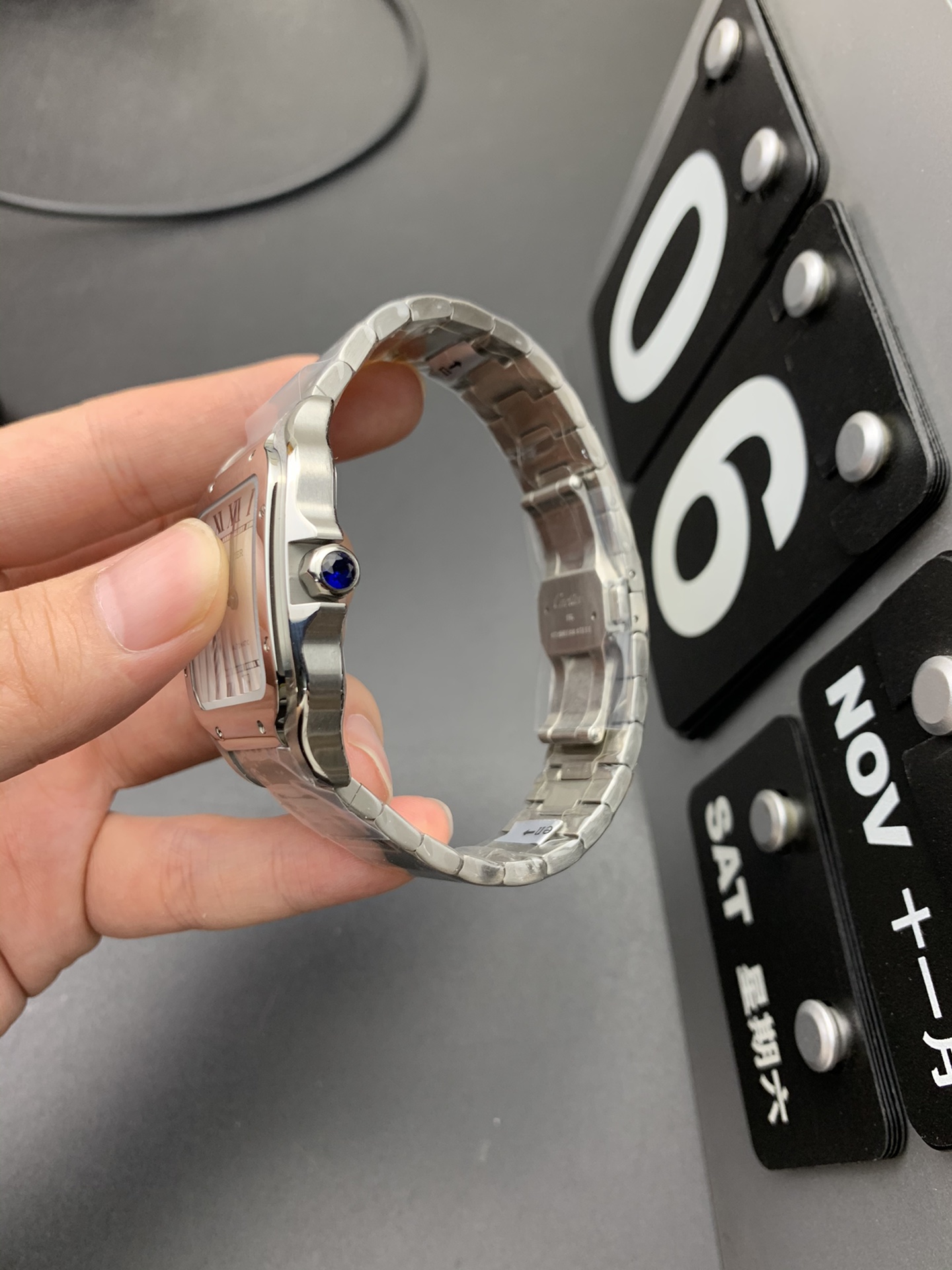 Cartier GF 山度士