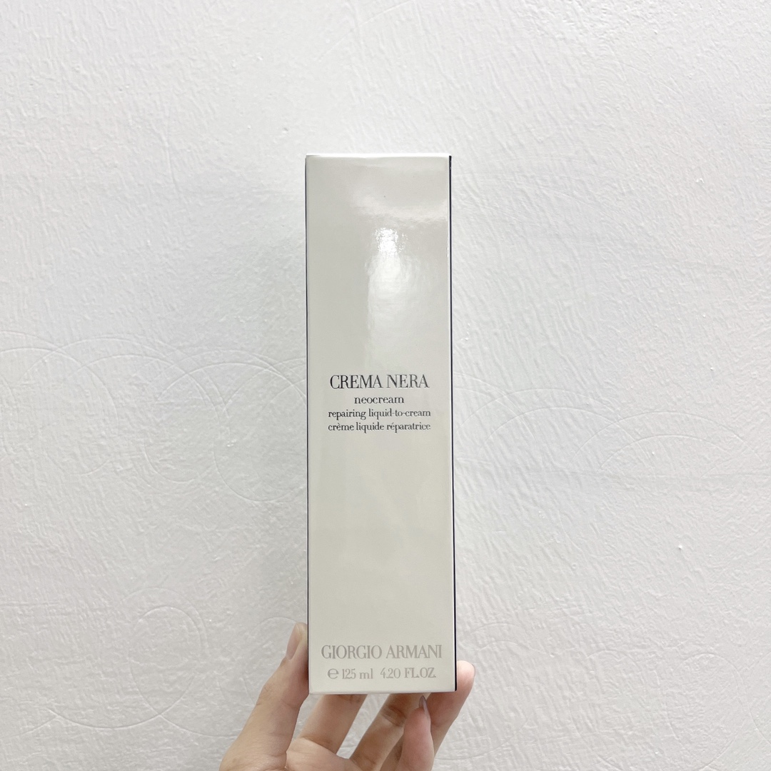 Giorgio Armani Crema Nera Repairing Liquid to Cream - 125ml 1 i1636180021 4592 0