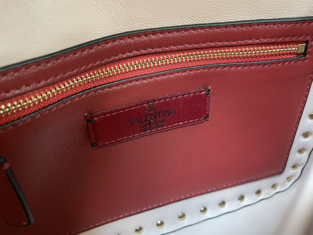 Valentino华伦天奴顶级羊皮肩背包0123