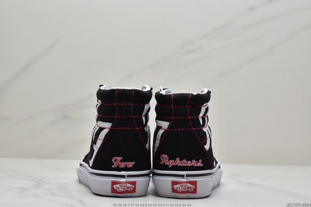 150 万斯范斯VANS Sk8-Hi SIim 经典中帮运动板鞋