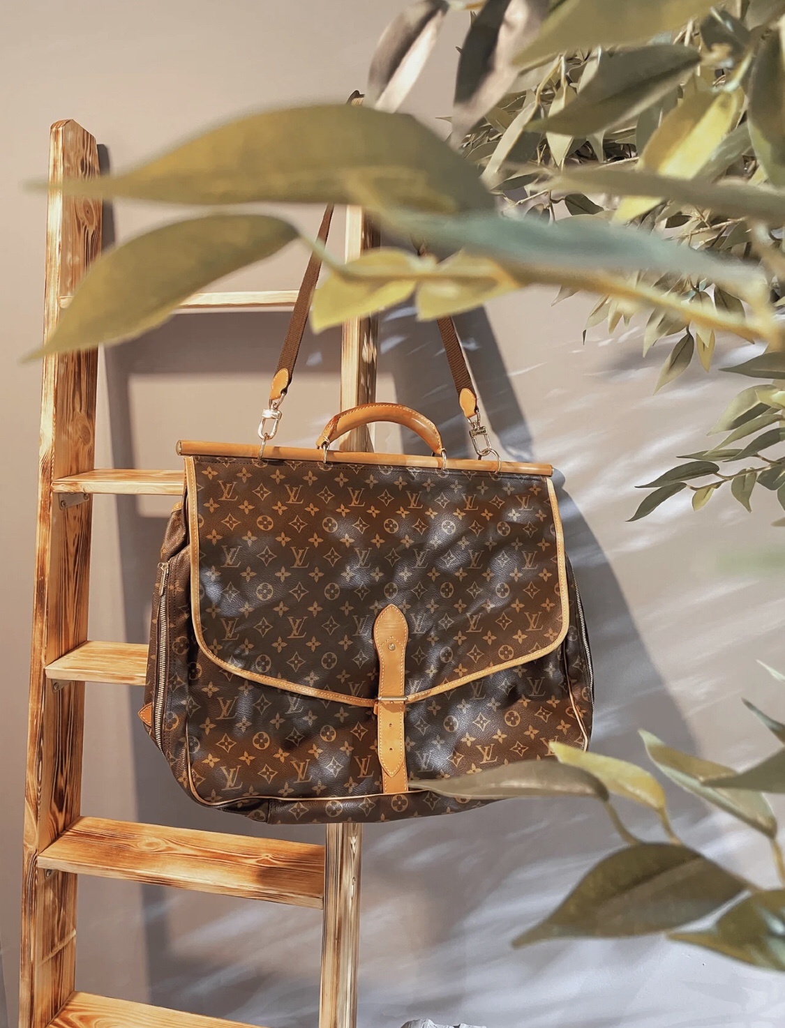 41140抖音同款狩猎包上身图