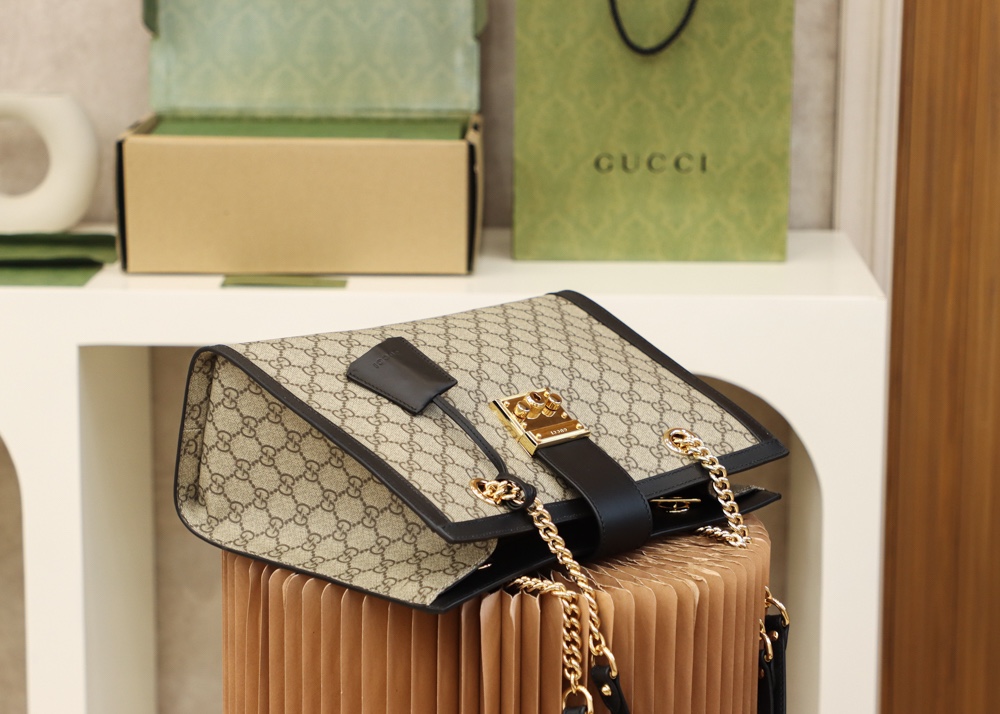 GUCCI 𝐏𝐚𝐝𝐥𝐨𝐜𝐤系列中号肩背包 479197黑色