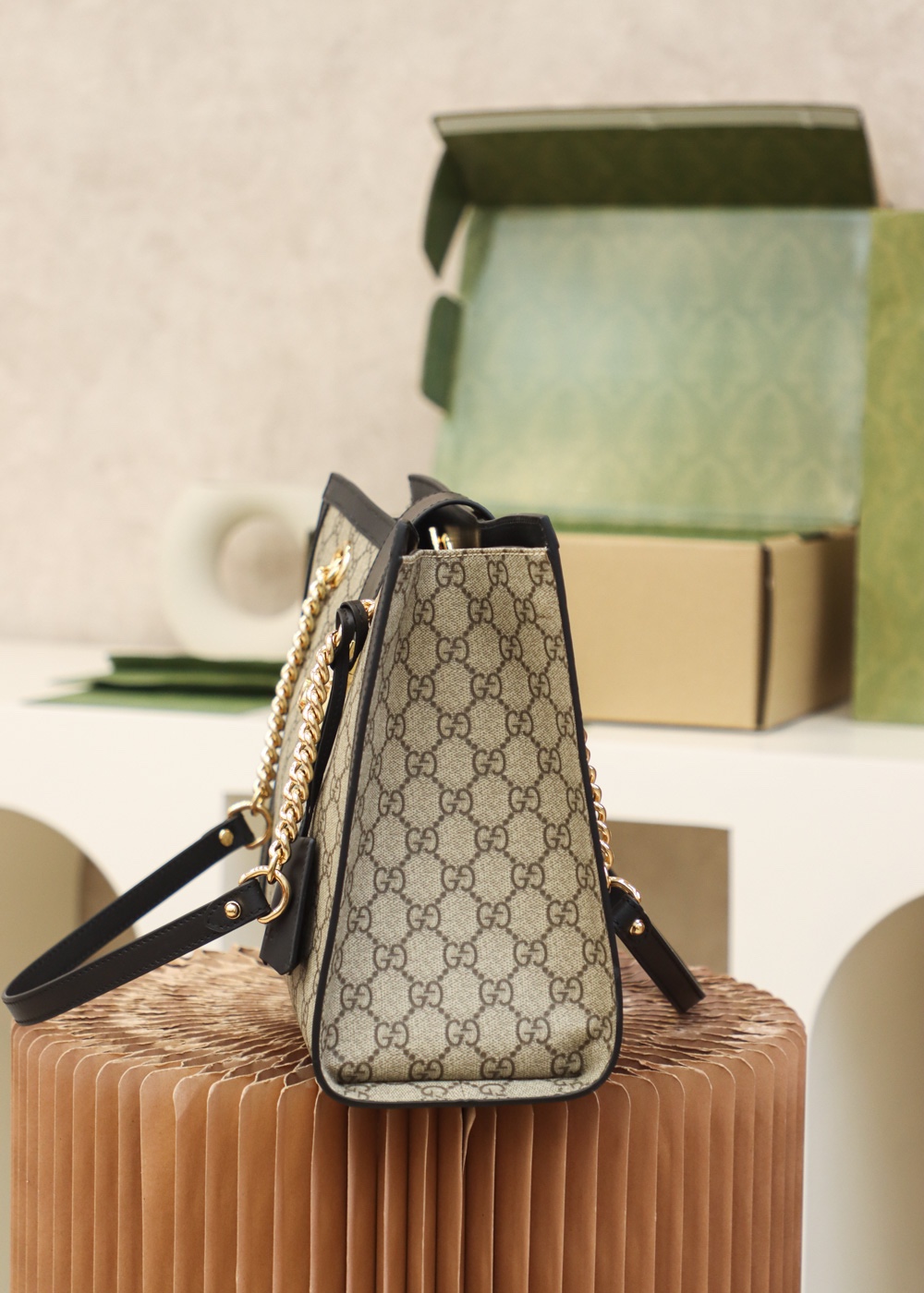 GUCCI 𝐏𝐚𝐝𝐥𝐨𝐜𝐤系列中号肩背包 479197黑色