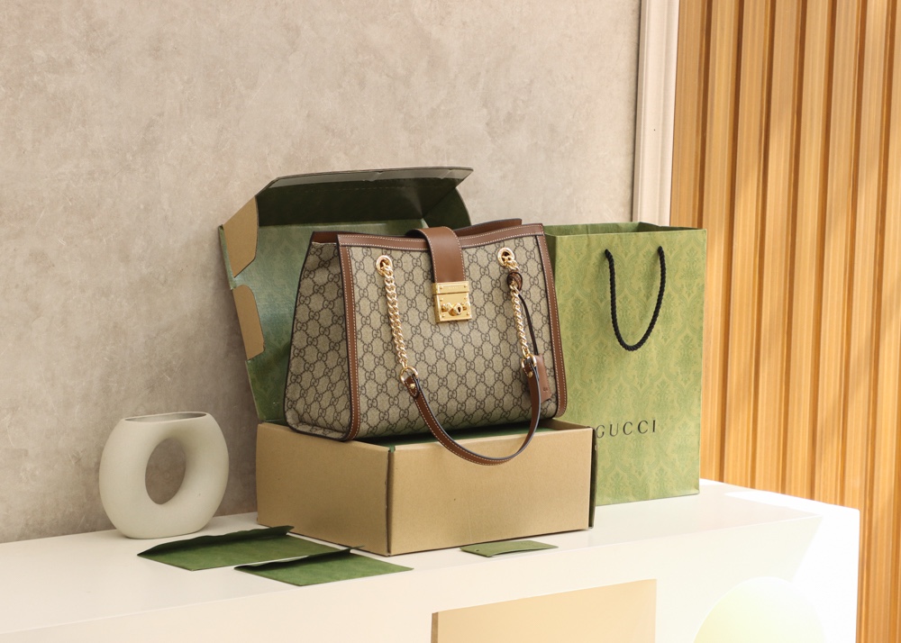GUCCI 𝐏𝐚𝐝𝐥𝐨𝐜𝐤系列中号肩背包 479197棕色