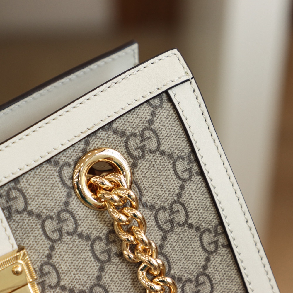 GUCCI 𝐏𝐚𝐝𝐥𝐨𝐜𝐤系列小号肩背包 498156白色