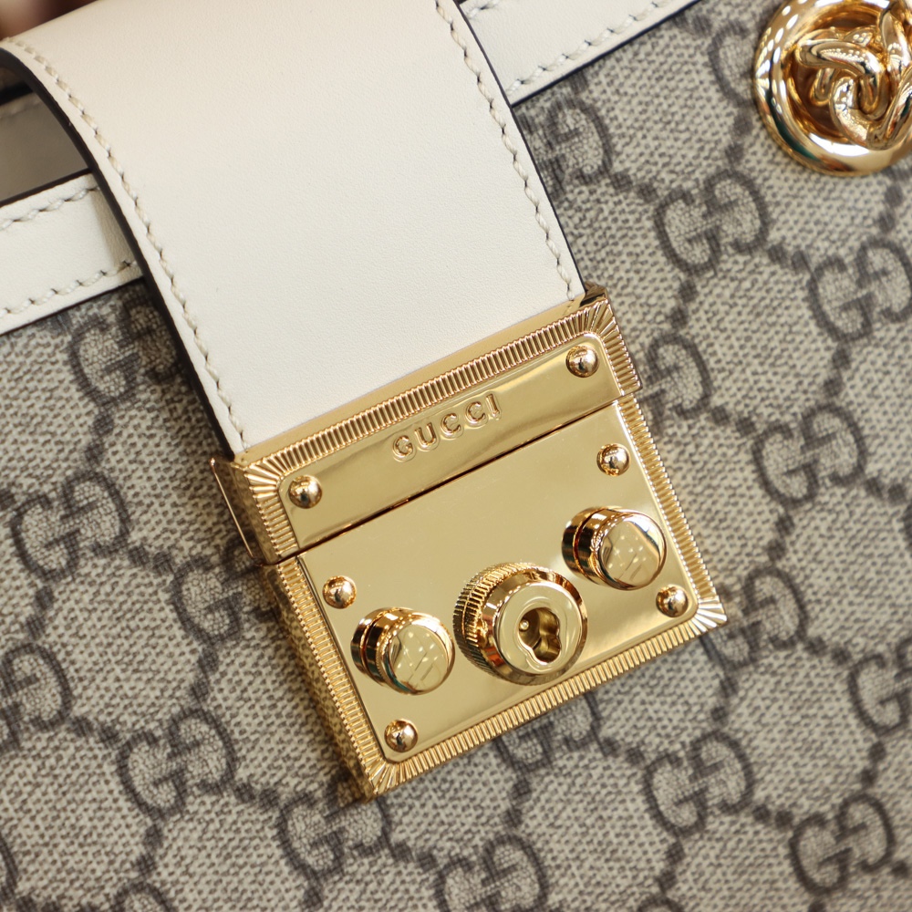 GUCCI 𝐏𝐚𝐝𝐥𝐨𝐜𝐤系列小号肩背包 498156白色