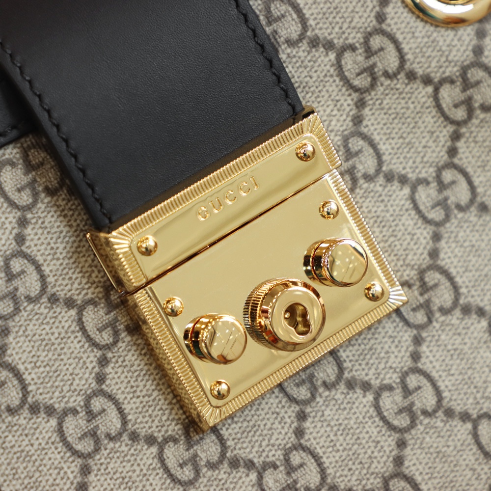GUCCI 𝐏𝐚𝐝𝐥𝐨𝐜𝐤系列小号肩背包 498156黑色