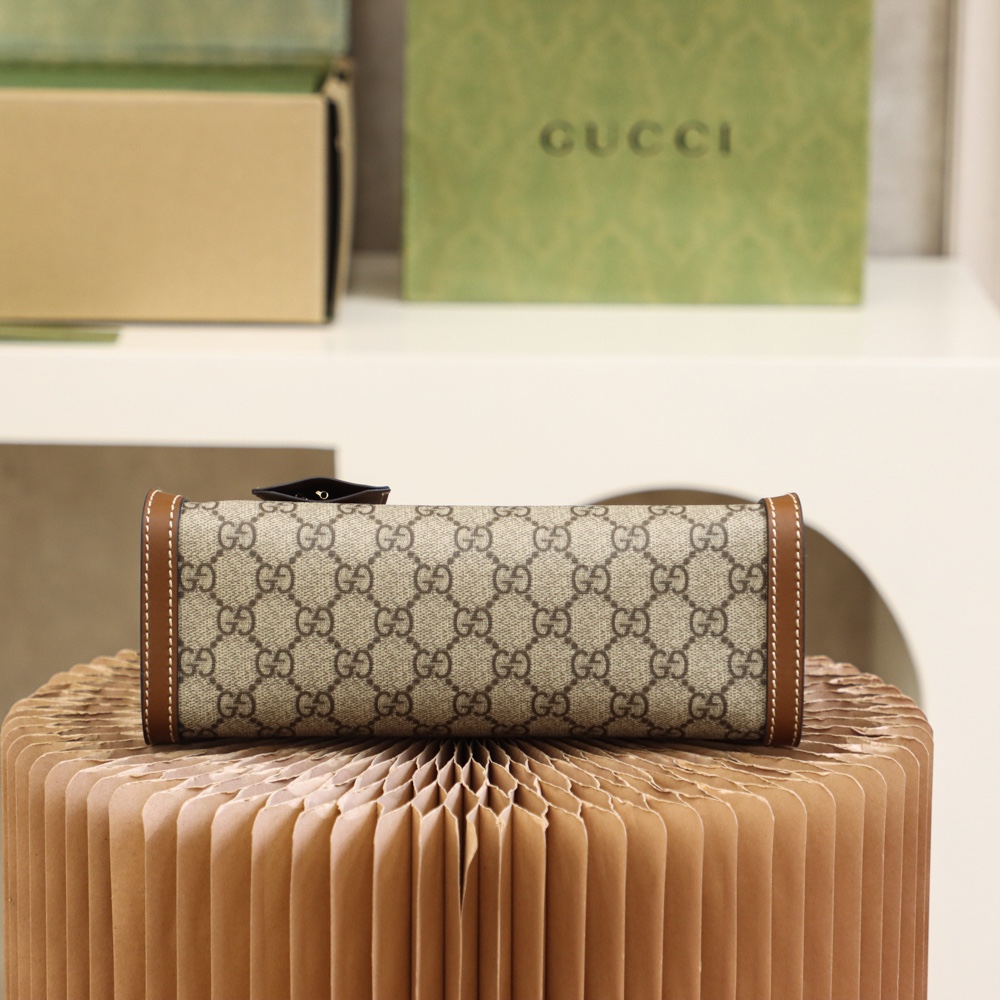 GUCCI 𝐏𝐚𝐝𝐥𝐨𝐜𝐤系列小号肩背包 498156棕色