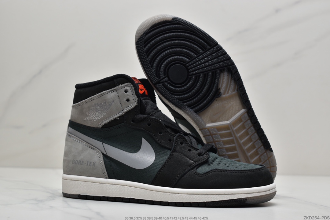 270 Air Jordan 1 的经典设计DB2889-001