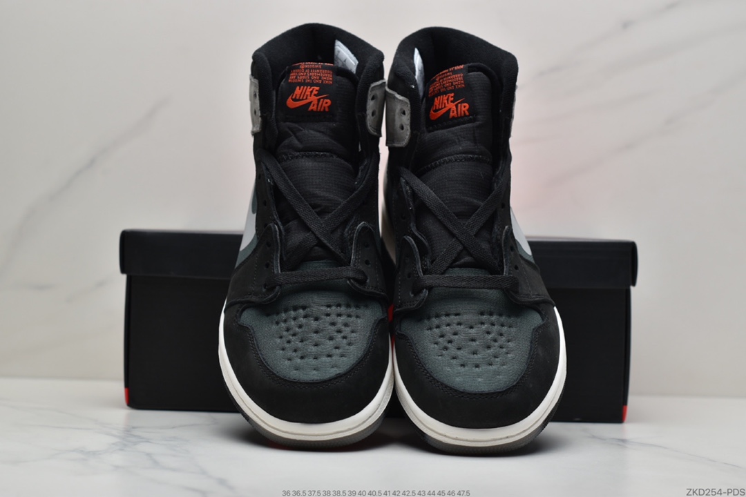 270 Air Jordan 1 的经典设计DB2889-001