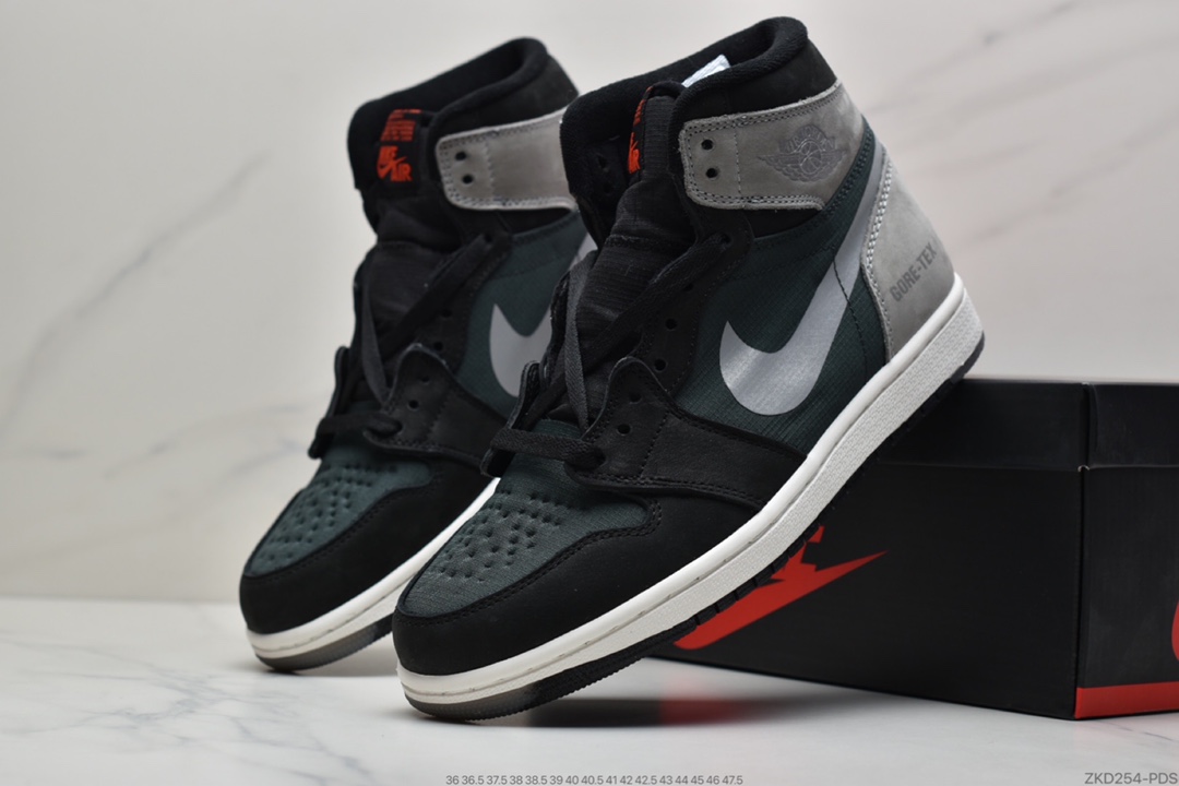 270 Air Jordan 1 的经典设计DB2889-001
