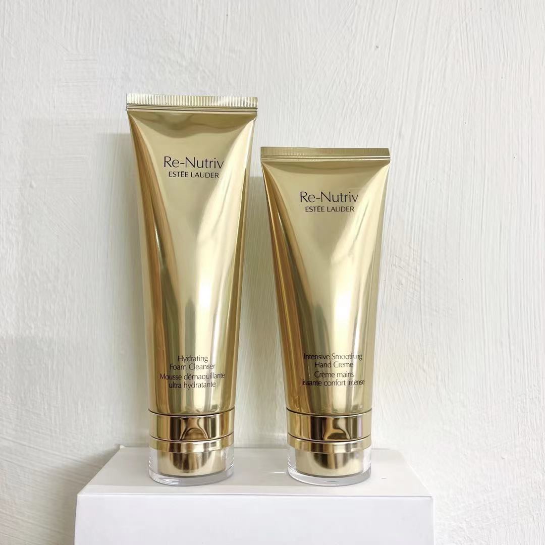 Estée Lauder Re-Nutriv Ultimate Lift Regenerating Youth Travel Collection 6 i1636352009 1689 5
