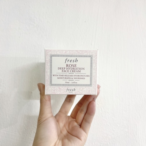Fresh Rose Deep Hydration Face Cream 50ml - Moisturizes and Nourishes Skin 1 Fresh Rose Deep Hydration Face Cream 50ml - Moisturizes and Nourishes Skin