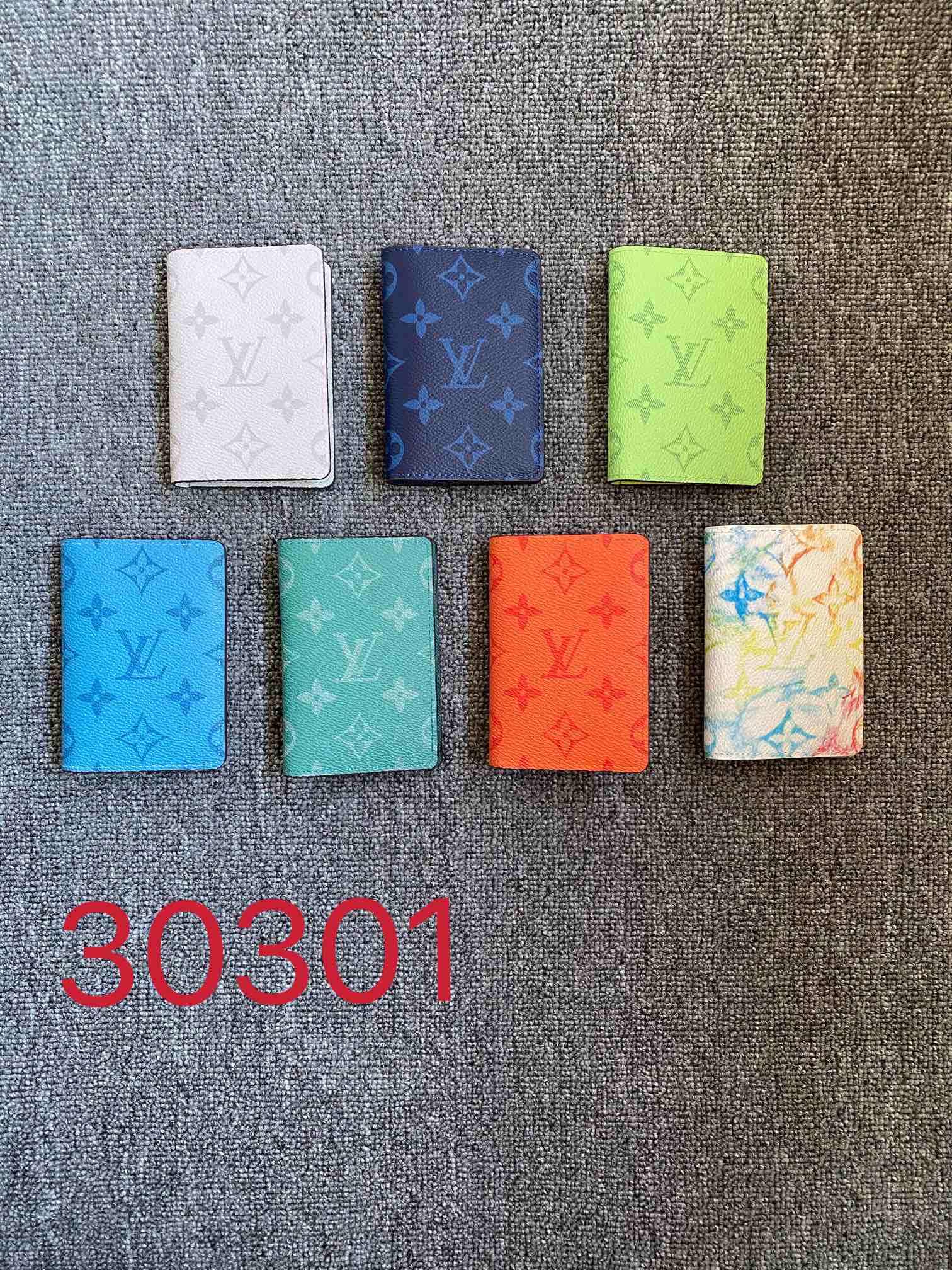Card case with measurements