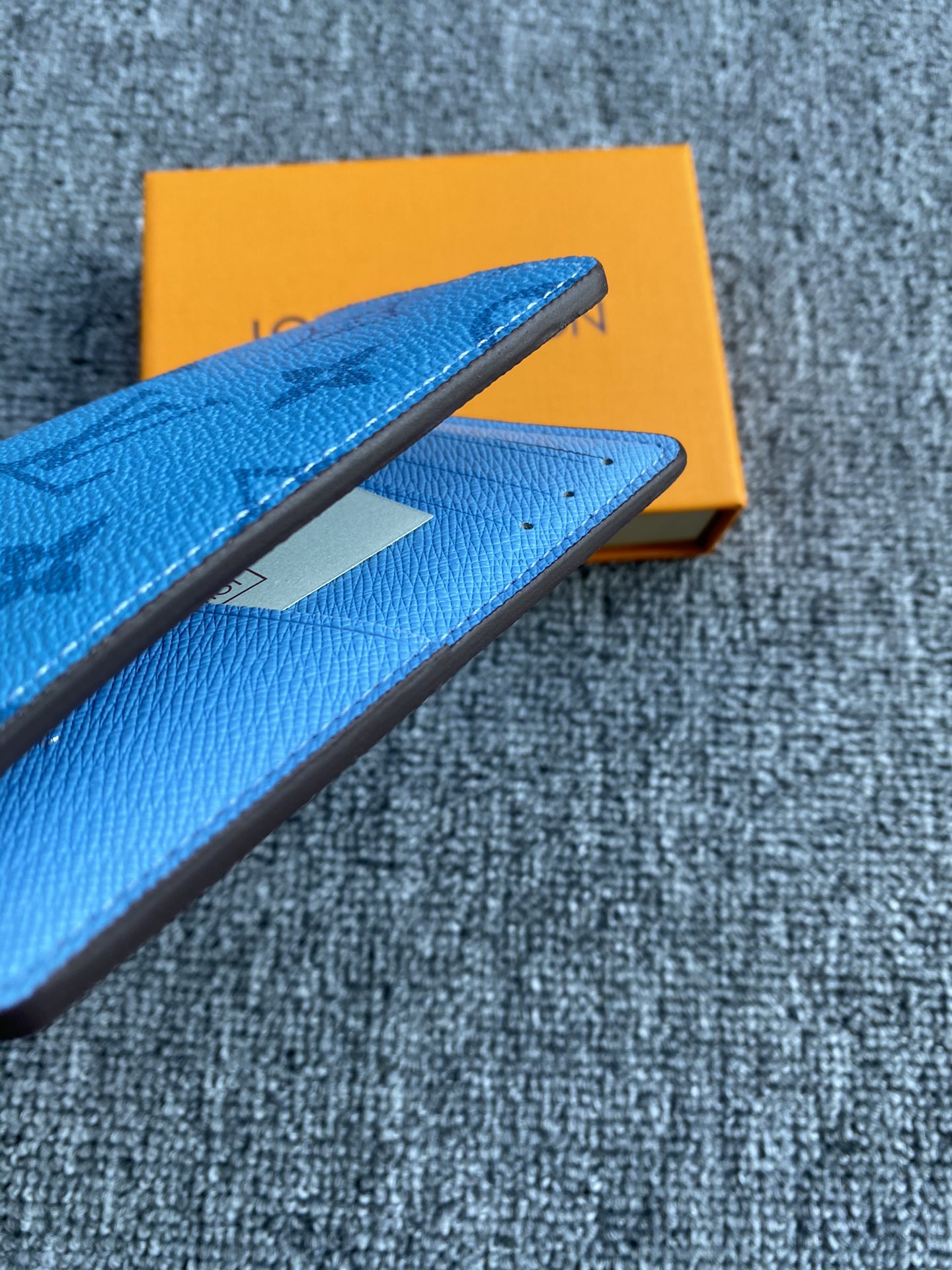 Leather card holder gift ready