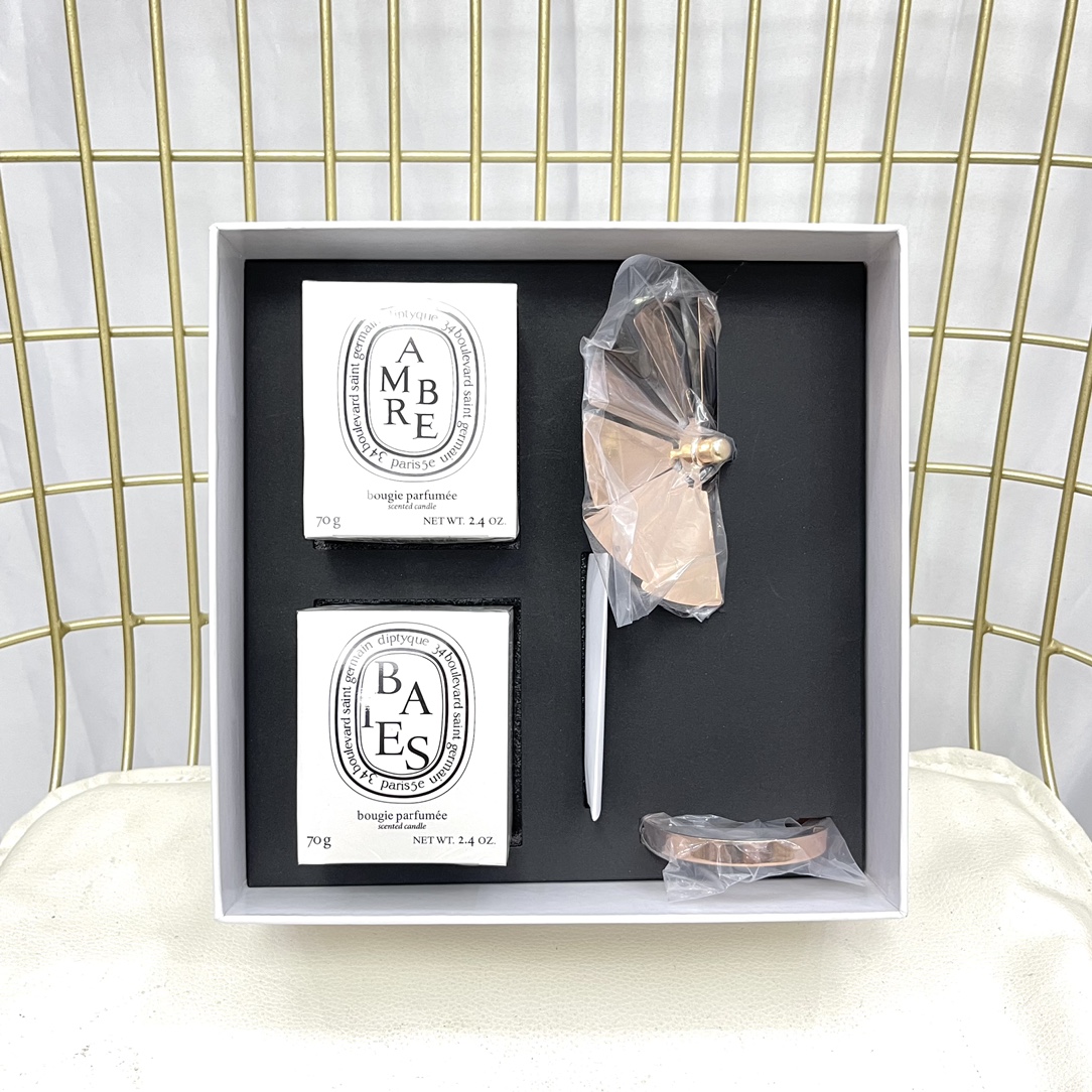 Diptyque Scented Candle Carousel Set | Limited Edition Holiday Gift 3 i1636358217 8787 2