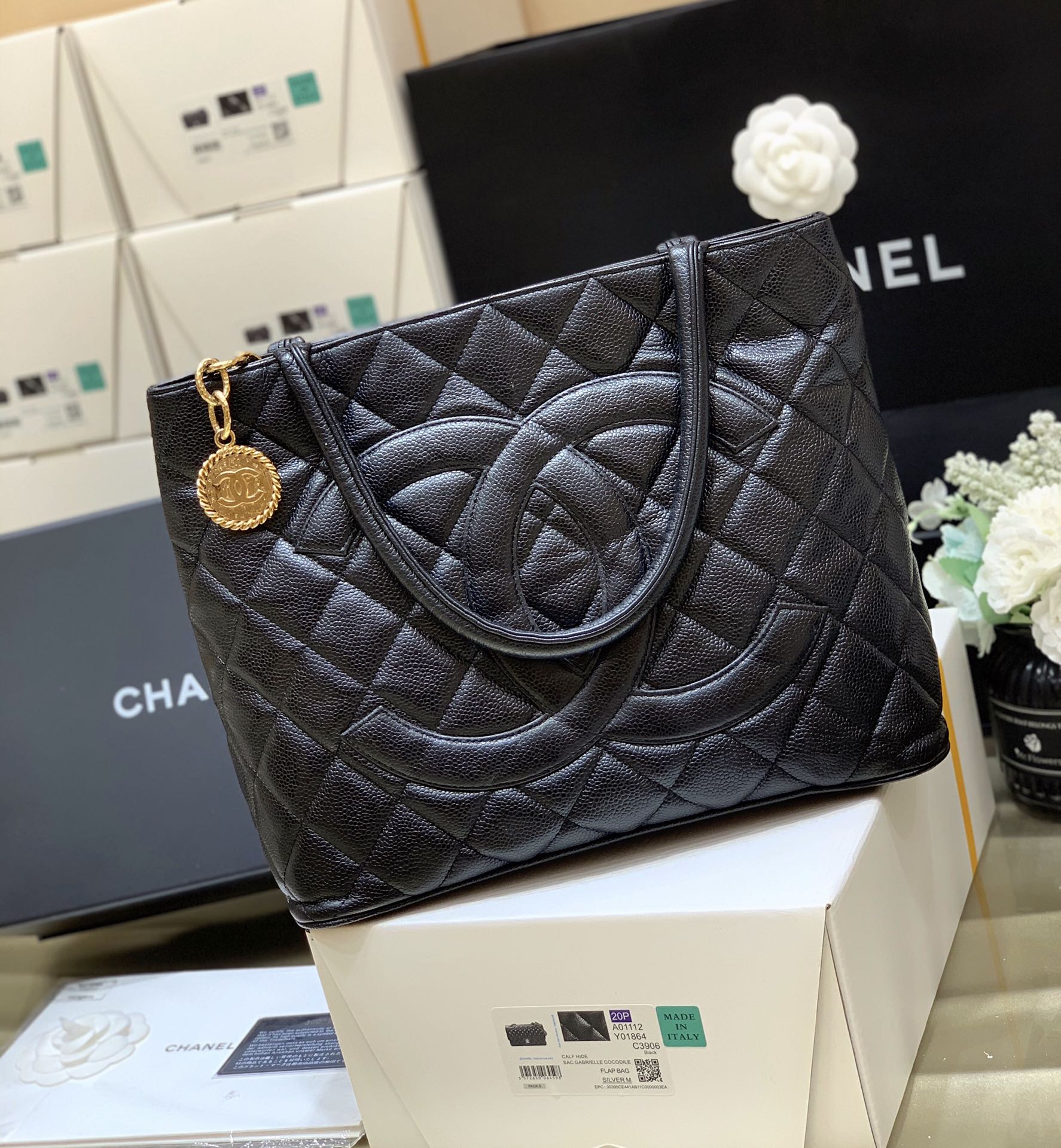 CHANEL Haas鱼子酱牛皮 Vintagep 希尔顿包 A91030