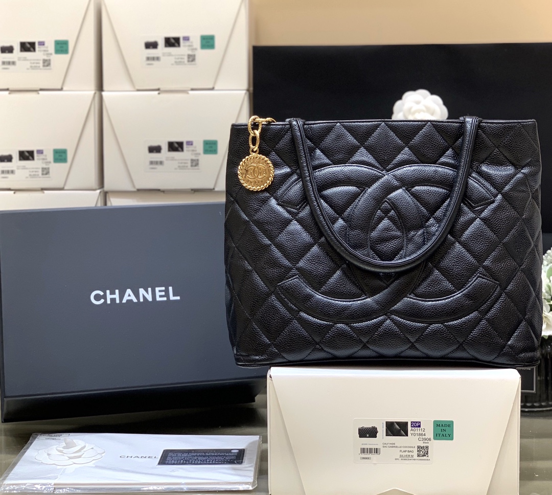 CHANEL Haas鱼子酱牛皮 Vintagep 希尔顿包 A91030