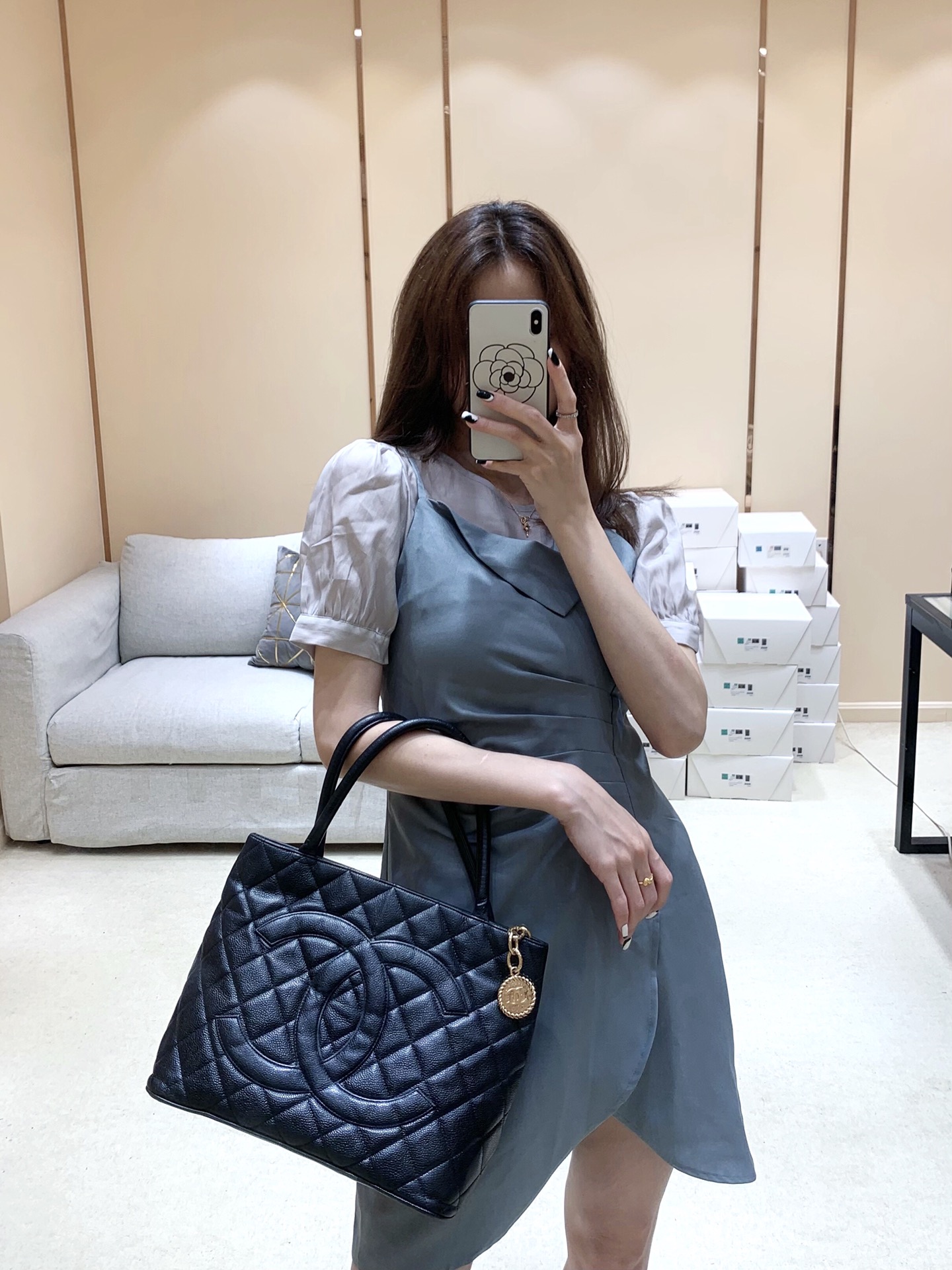 CHANEL Haas鱼子酱牛皮 Vintagep 希尔顿包 A91030