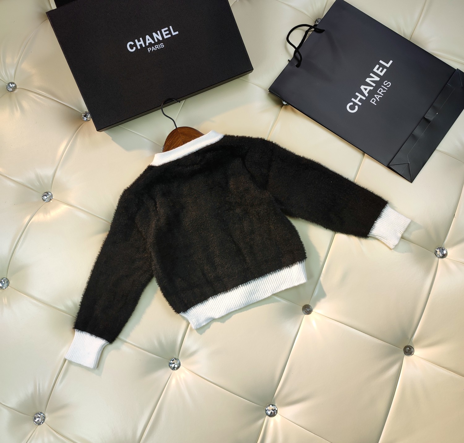 DIY Topless Sweater: Cozy, Warm, and Classic Knitwear with Full Package Delivery. - 图片 3