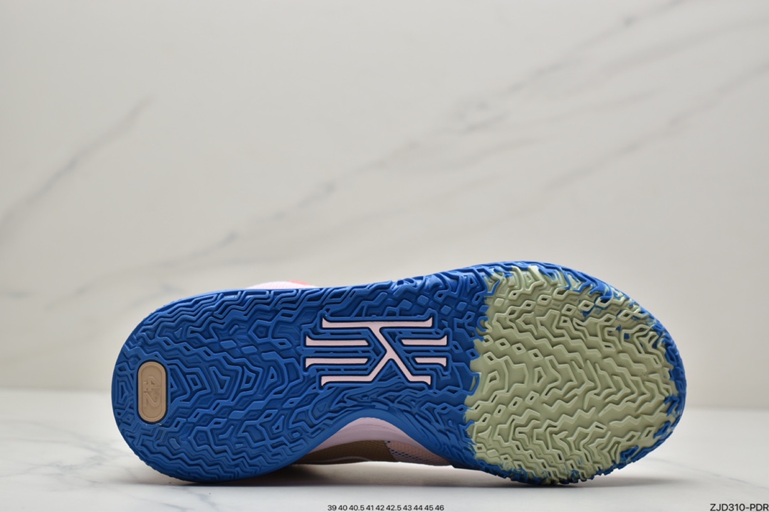 240 耐克Nike Kyrie 7 Pre Heat 欧文7时尚休闲运动篮球鞋CQ9327-莆田鞋,莆田鞋货源,高仿鞋,高仿鞋货源,安福档口,莆田高仿鞋,莆田鞋批发,高仿鞋批发,莆田高仿运动鞋,高仿运动鞋,莆田运动鞋 240 耐克Nike Kyrie 7 Pre Heat 欧文7时尚休闲运动篮球鞋CQ9327