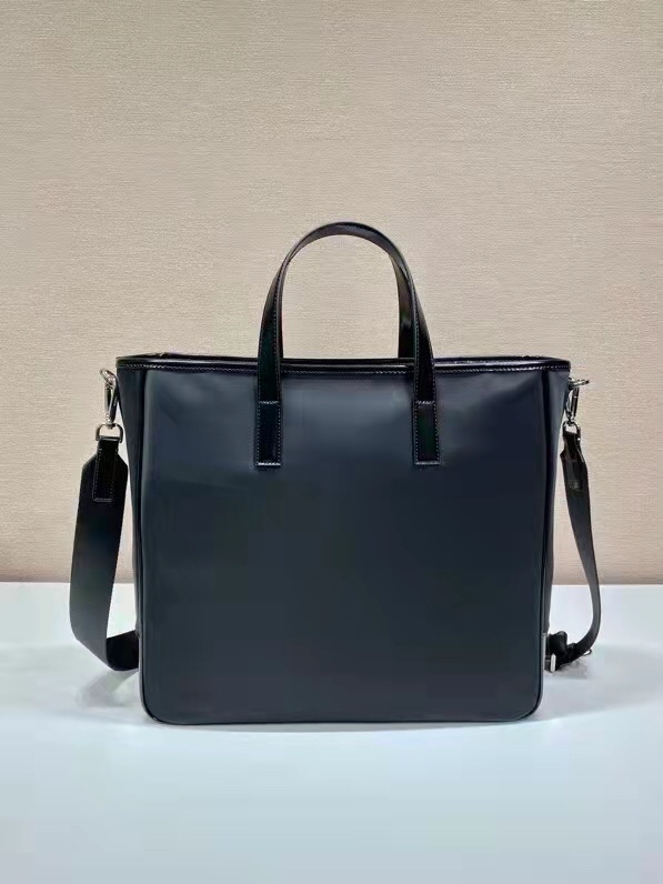 New tote bag 🎉 2VG064 4