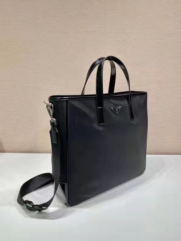 New tote bag 🎉 2VG064 2