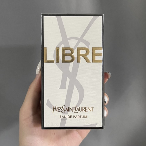 Yves Saint Laurent Libre Eau de Parfum - 50ml Floral Scent 1 Yves Saint Laurent Libre Eau de Parfum - 50ml Floral Scent