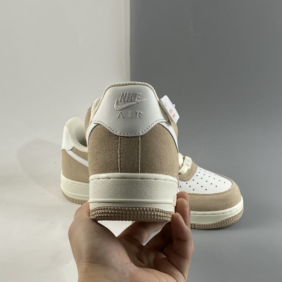 P240  NIKE Air Force 1’07 白棕麦色板鞋 LZ6699-522