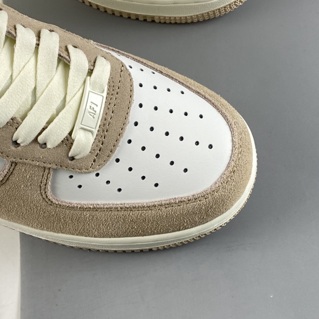 P240  NIKE Air Force 1’07 白棕麦色板鞋 LZ6699-522